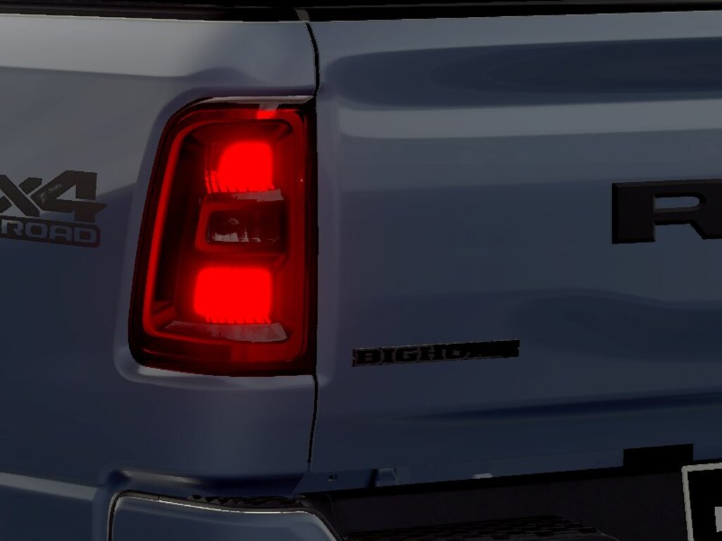 New 2026 Ram 1500 BIG HORN CREW CAB 4X4 5'7 BOX Pickup