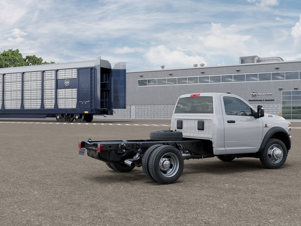 New 2026 Ram 5500 Tradesman/Big Horn Pickup