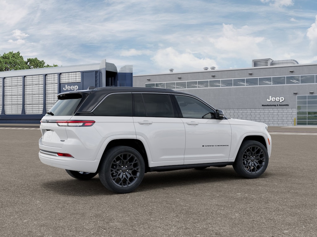 New 2027 Jeep Grand Cherokee 2 Row Summit SUV