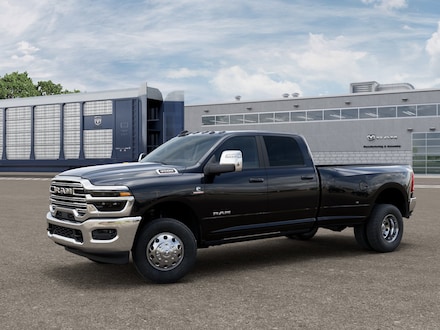 2026 Ram 3500 LARAMIE CREW CAB 4X4 8' BOX Pickup