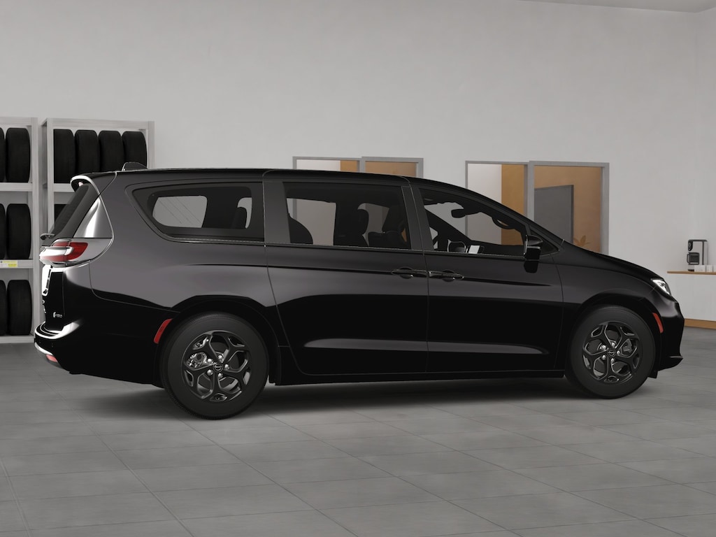 New 2023 Chrysler Pacifica Hybrid PLUG-IN LIMITED Passenger Van