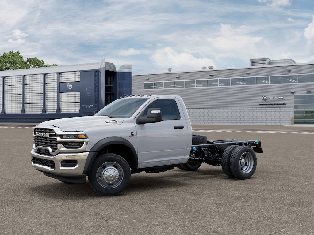 New 2026 Ram 5500 Tradesman/Big Horn Pickup