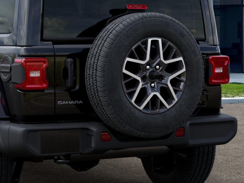 2025 Jeep Wrangler 4-Door Sahara - Photo 13