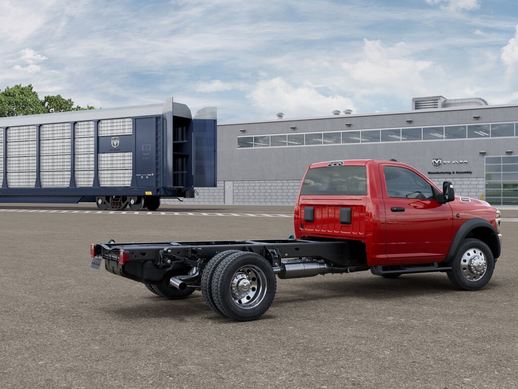 New 2026 Ram 5500 Chassis Cab Tradesman 4x4 Reg Cab 84 CA 168.5 WB Pickup