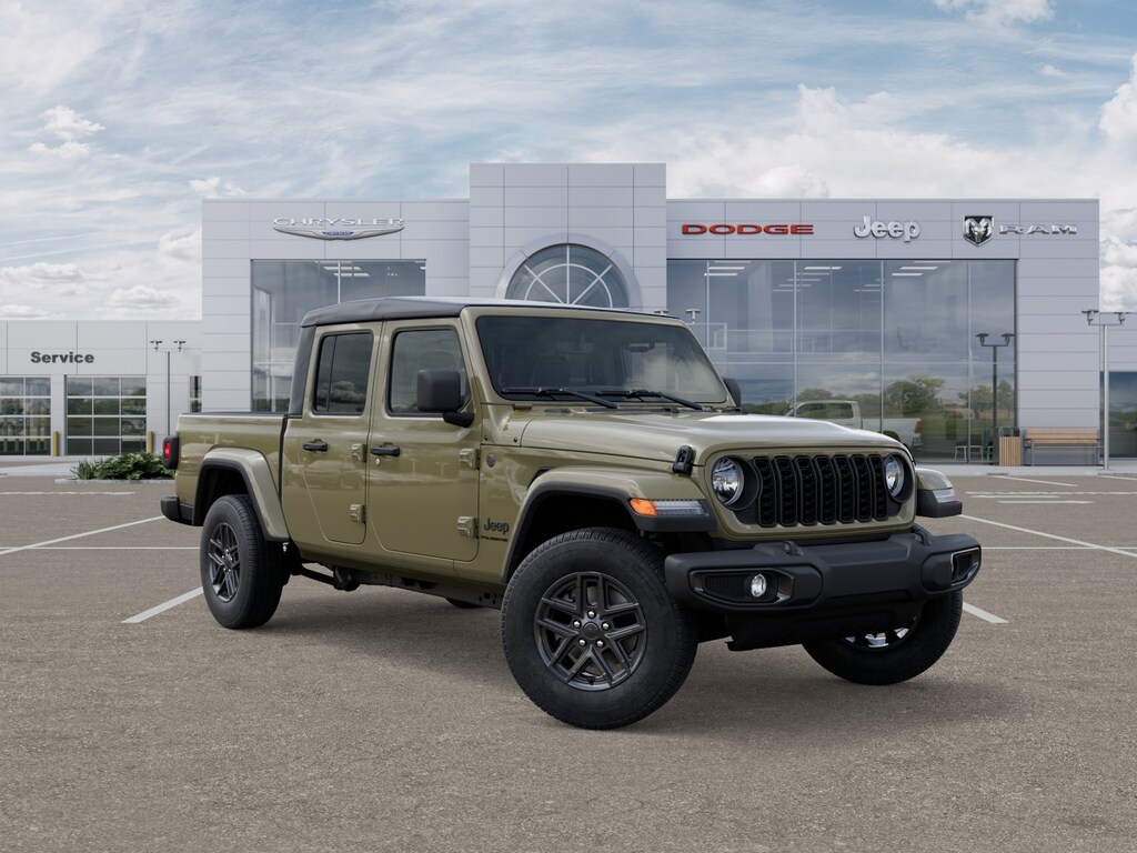 New 2025 Jeep Gladiator SPORT S 4X4 Pickup