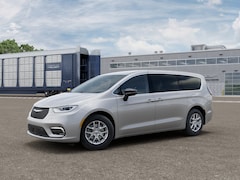 2026 Chrysler Pacifica SELECT Passenger Van