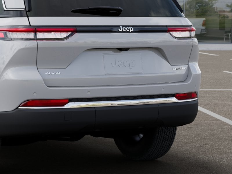 2025 Jeep Grand Cherokee Laredo - Photo 32