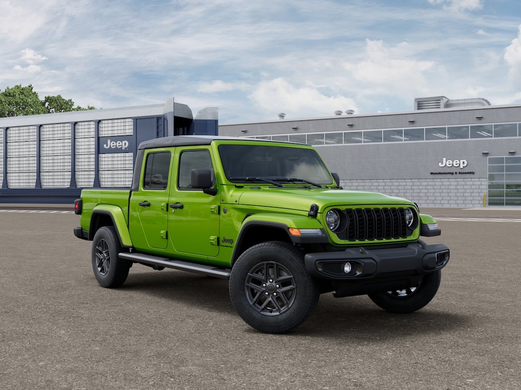 New 2026 Jeep Gladiator Sport S Pickup