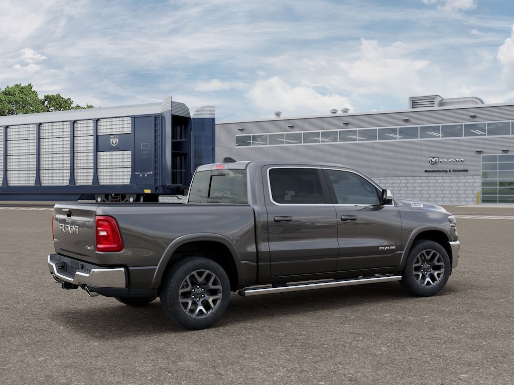 New 2026 Ram 1500 LARAMIE CREW CAB 4X4 5'7 BOX