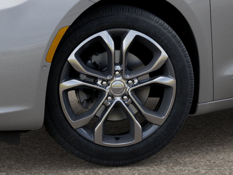 2026 Chrysler Pacifica Pinnacle photo 4