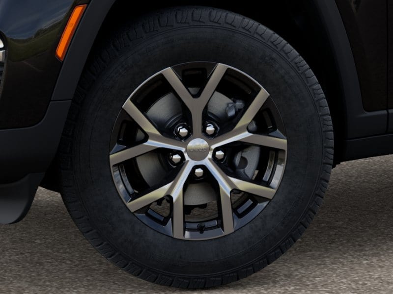 2025 Jeep Grand Cherokee Limited photo 3