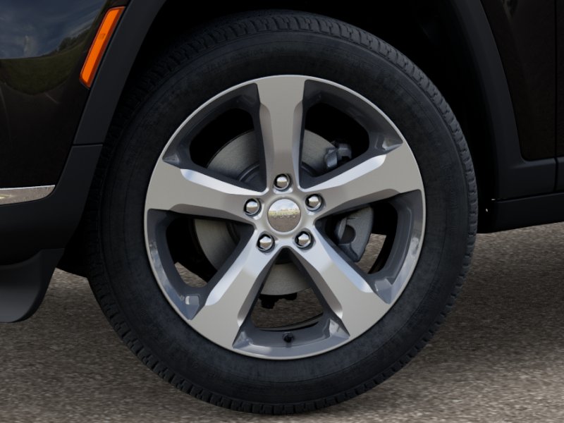 2025 Jeep Grand Cherokee Limited photo 2