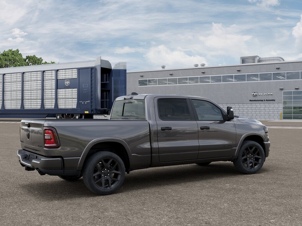 New 2026 Ram 1500 LARAMIE CREW CAB 4X4 6'4 BOX Pickup