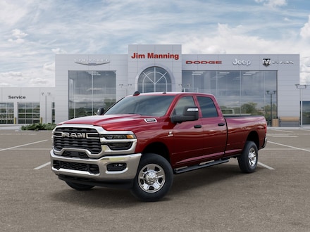 2026 Ram 3500 TRADESMAN CREW CAB 4X4 8' BOX Pickup