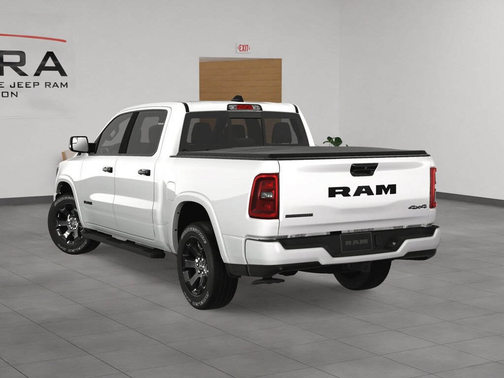 New 2025 Ram 1500 BIG HORN CREW CAB 4X4 5'7 BOX Pickup