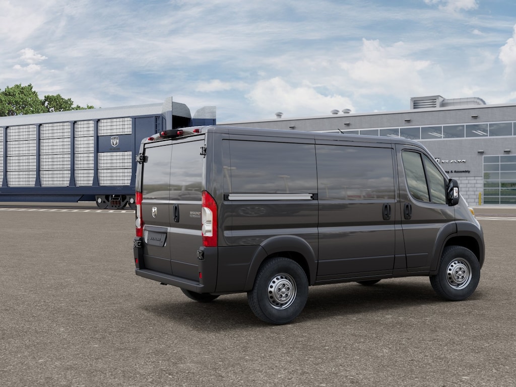 New 2026 Ram ProMaster PROMASTER 1500 TRADESMAN CARGO VAN LOW ROOF 118' W Cargo Van