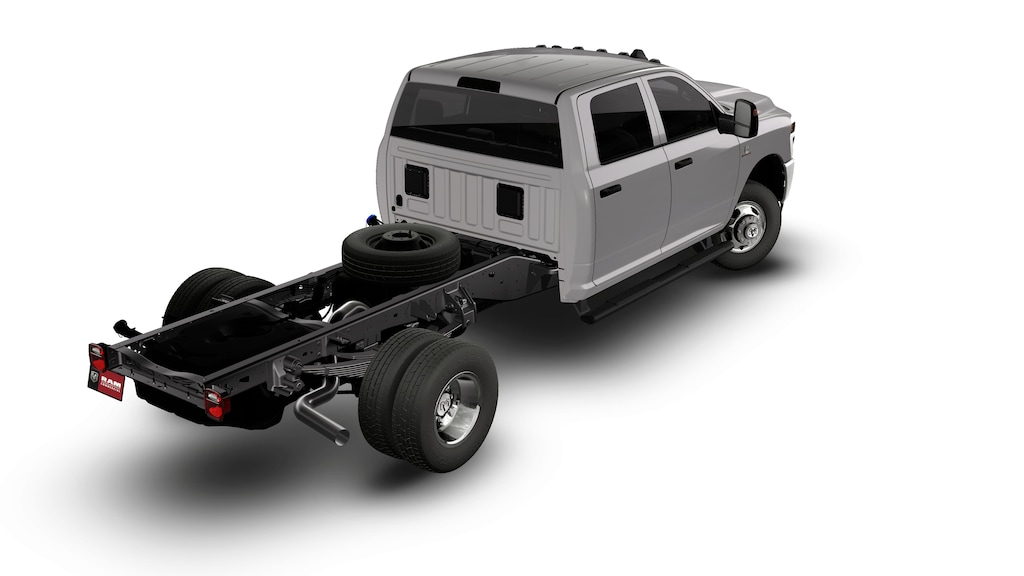 New 2026 Ram 3500 Chassis Cab TRADESMAN CREW 4X4 60' CA Pickup
