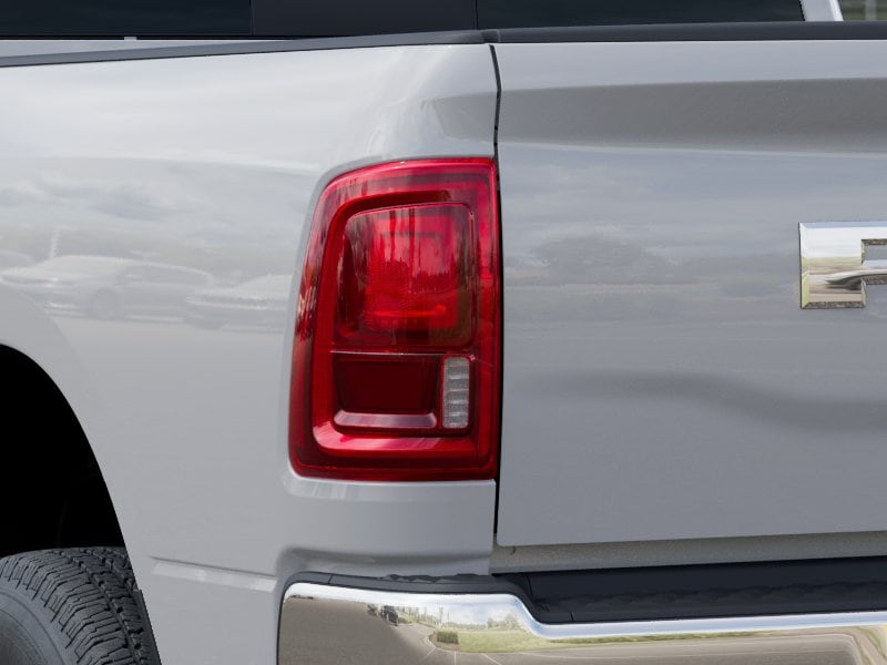 2025 RAM 2500 Tradesman - Photo 32