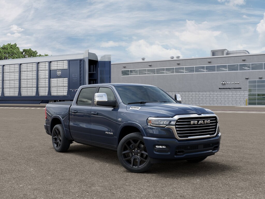 New 2026 Ram 1500 LARAMIE CREW CAB 4X4 5'7 BOX Pickup