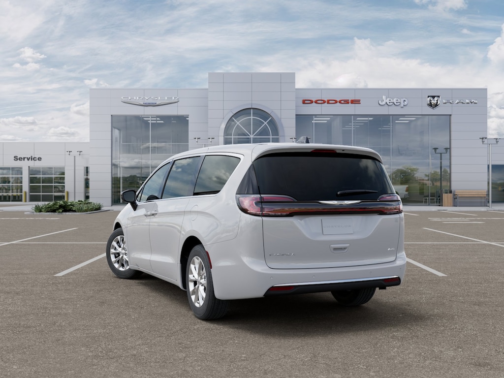 New 2026 Chrysler Pacifica Select Passenger Van
