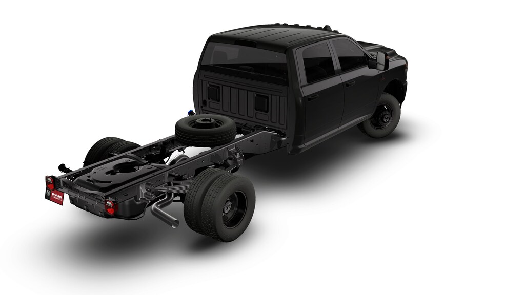 New 2026 Ram 3500 Chassis Cab TRADESMAN CREW 4X4 60' CA Pickup