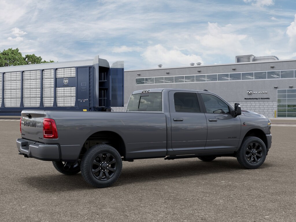 New 2026 Ram 3500 LARAMIE CREW CAB 4X4 8' BOX Pickup