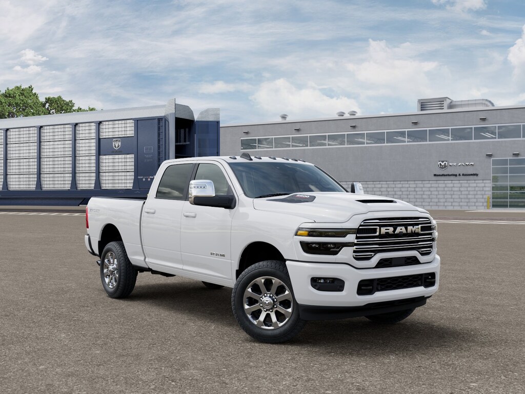 New 2026 Ram 2500 LARAMIE CREW CAB 4X4 6'4 BOX Pickup