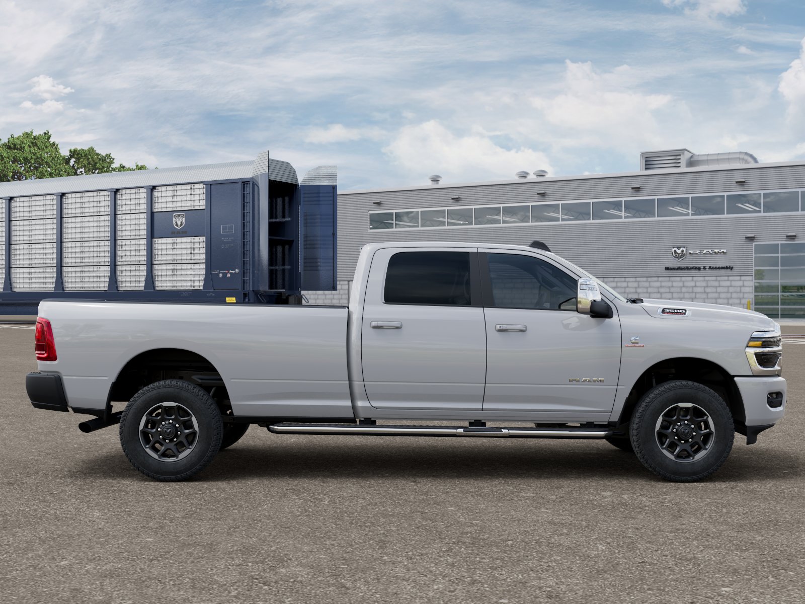 2026 RAM 3500 Laramie - Photo 31