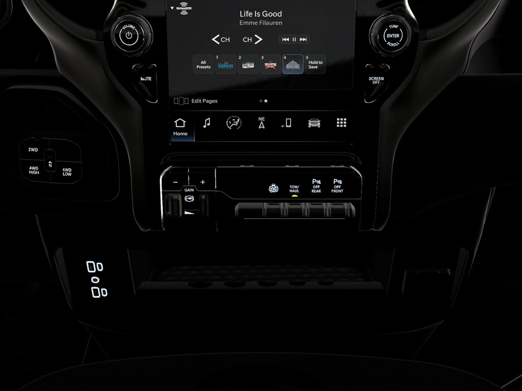 New 2026 Ram 2500 TRADESMAN CREW CAB 4X4 6'4 BOX Pickup