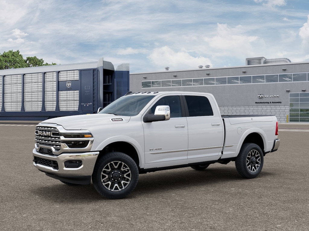 New 2026 Ram 2500 LIMITED CREW CAB 4X4 6'4 BOX Pickup