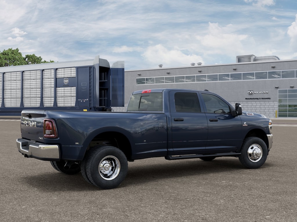 New 2026 Ram 3500 TRADESMAN CREW CAB 4X4 8' BOX Pickup