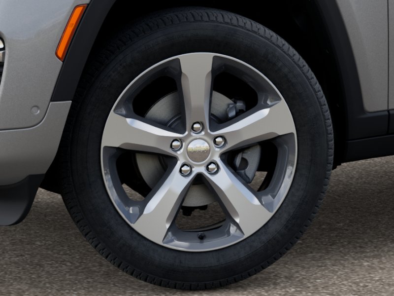 2025 Jeep Grand Cherokee Limited Sport photo 2