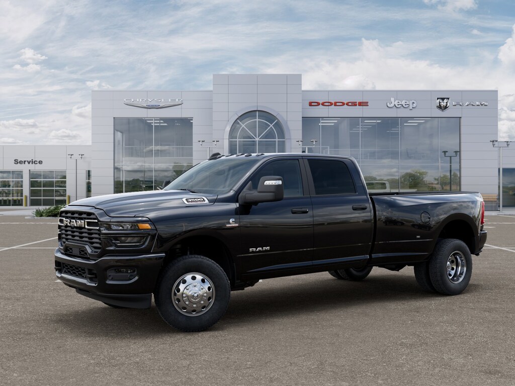 New 2026 Ram 3500 BIG HORN CREW CAB 4X4 8' BOX Pickup