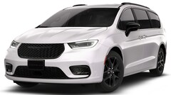 2026 Chrysler Pacifica SELECT Passenger Van