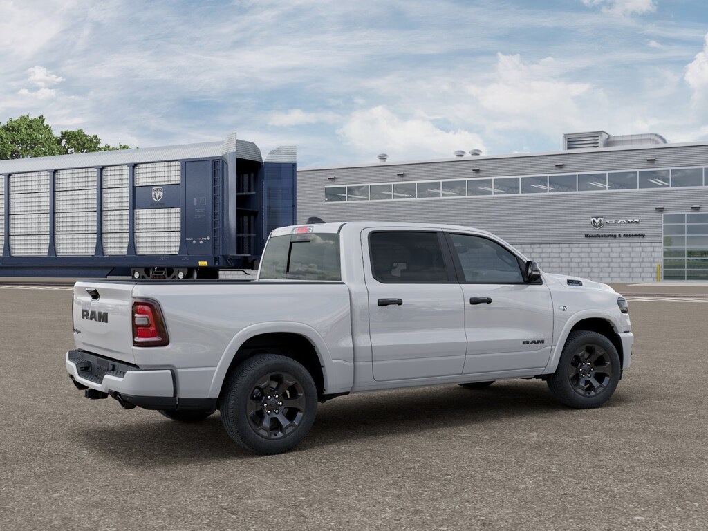 New 2026 Ram 1500 LONE STAR CREW CAB 4X2 5'7 BOX Pickup