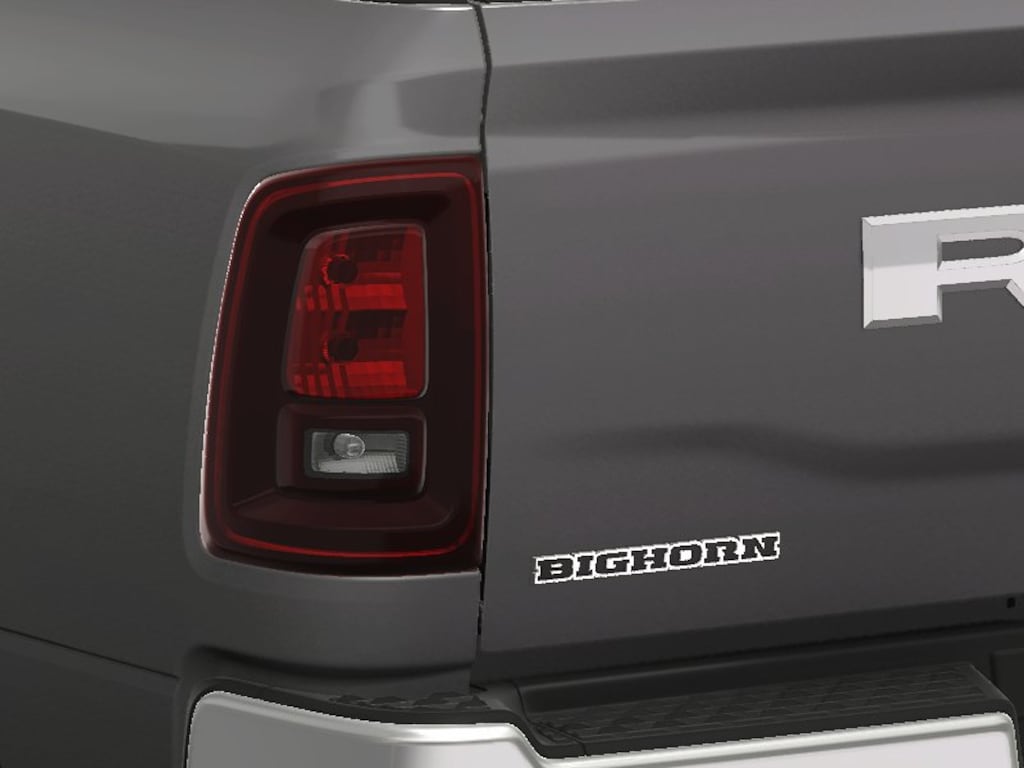 New 2025 Ram 2500 BIG HORN CREW CAB 4X4 6'4 BOX Pickup