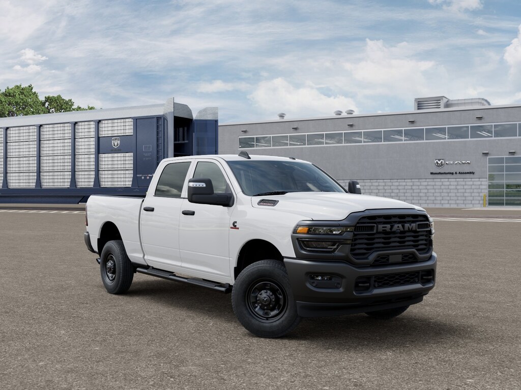 New 2026 Ram 2500 TRADESMAN CREW CAB 4X4 6'4 BOX Pickup