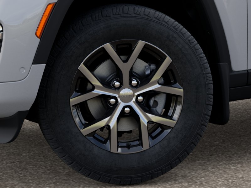 2025 Jeep Grand Cherokee Limited photo 2