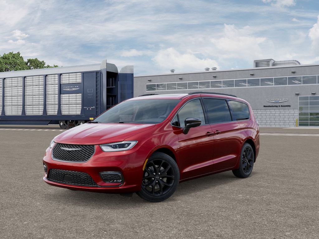New 2026 Chrysler Pacifica LIMITED AWD Passenger Van