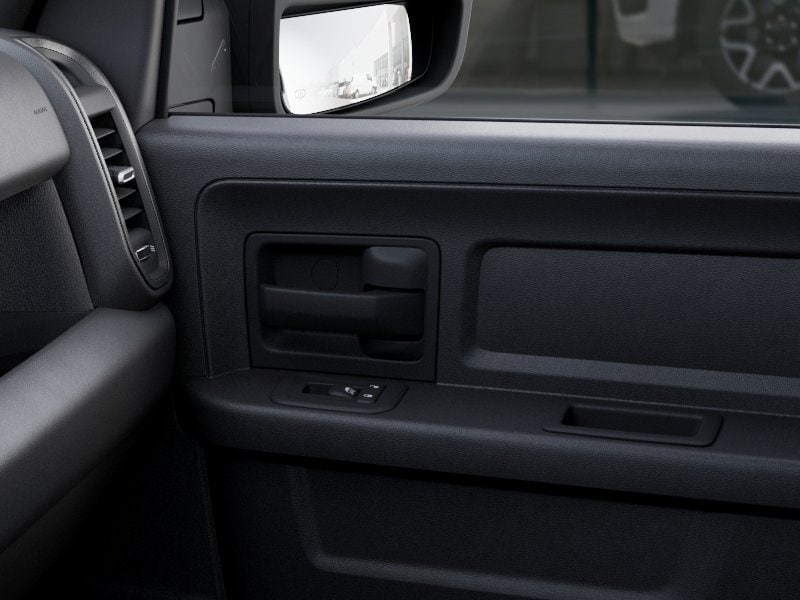 2026 RAM 3500 Chassis Tradesman - Photo 32