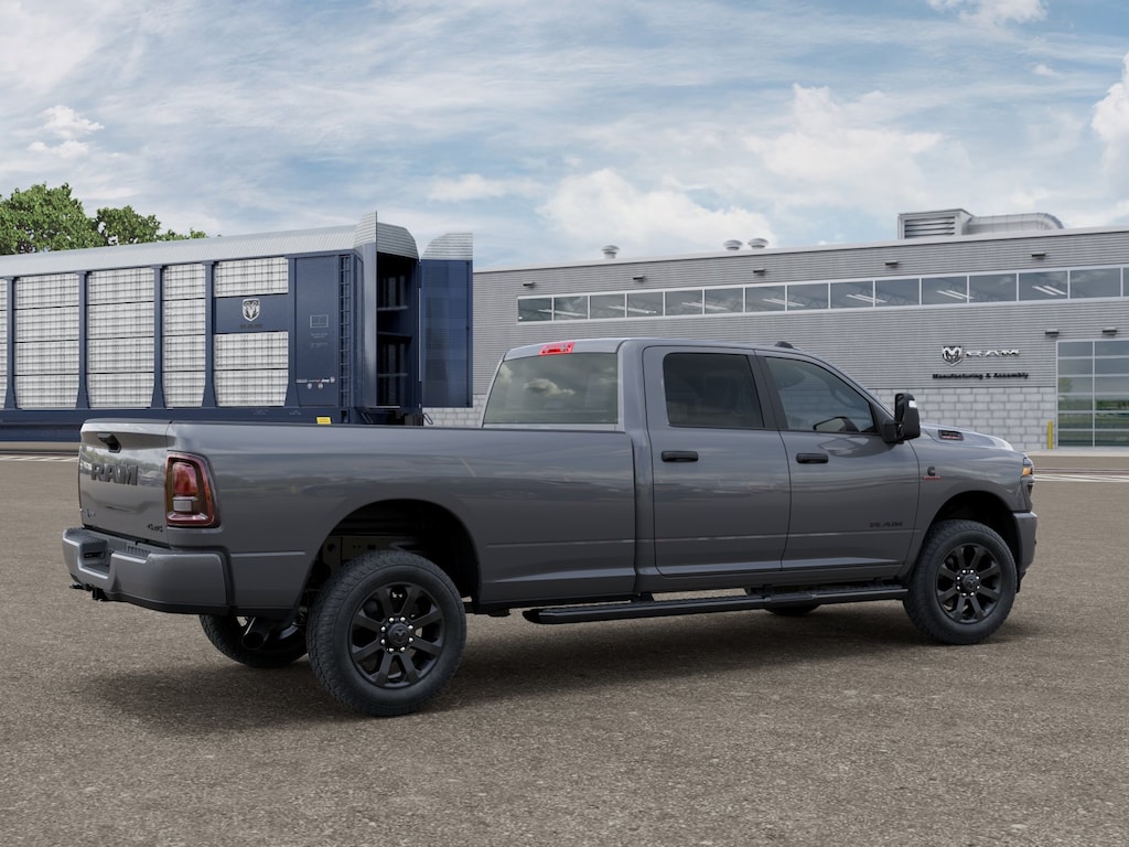 New 2026 Ram 3500 LONE STAR CREW CAB 4X4 8' BOX Pickup