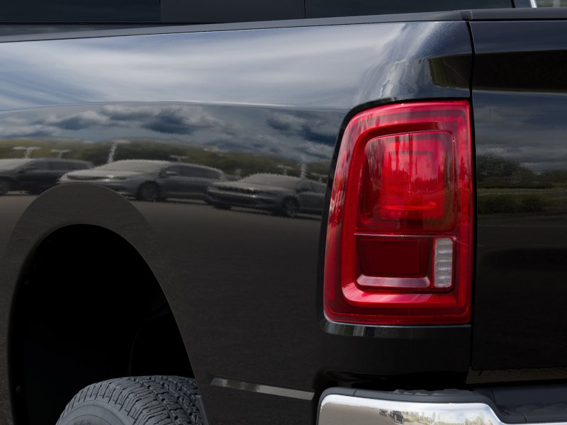 2025 RAM 2500 Tradesman - Photo 31