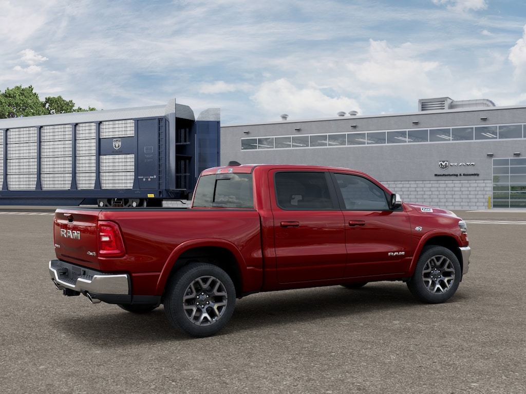 New 2026 Ram 1500 LARAMIE CREW CAB 4X4 5'7 BOX Pickup