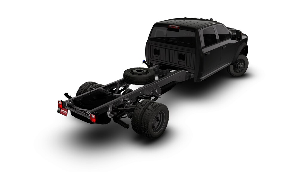 New 2026 Ram 4500 TRADESMAN CHASSIS CREW CAB 4X4 84' CA Pickup
