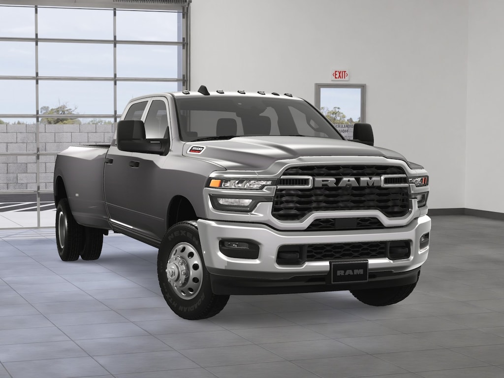 New 2025 Ram 3500 TRADESMAN CREW CAB 4X4 8' BOX Pickup