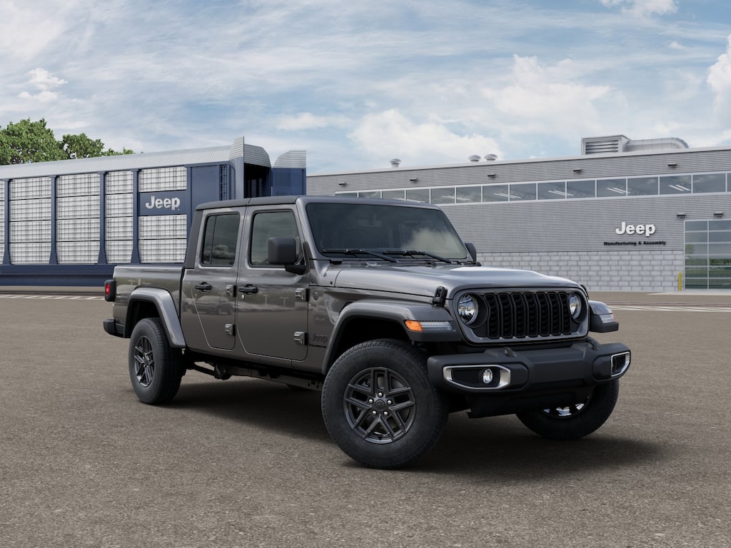 New 2025 Jeep Gladiator SPORT S 4X4 Pickup