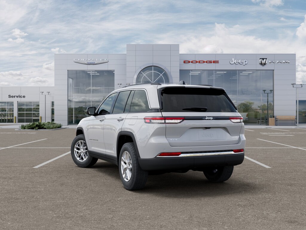 New 2025 Jeep Grand Cherokee Laredo Sport Utility