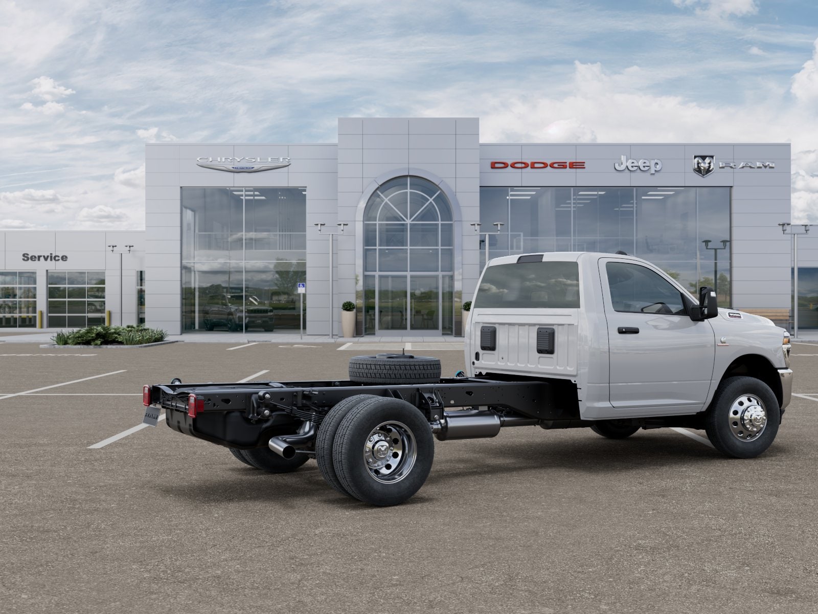 2025 RAM 3500 Chassis Tradesman - Photo 2