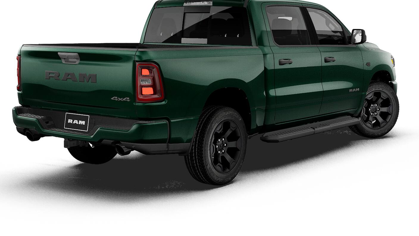 New 2027 Ram 1500 EXPRESS CREW CAB 4X4 5'7 BOX Pickup