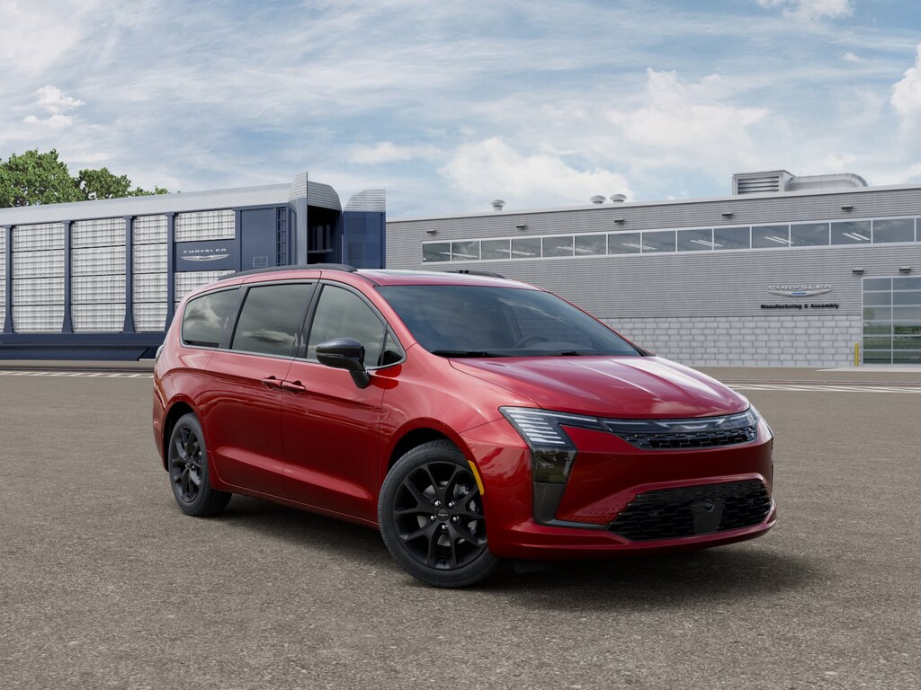 New 2027 Chrysler Pacifica LIMITED Passenger Van